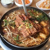 노걸대감자탕 로고