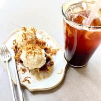 태이 커피로스터스 로고