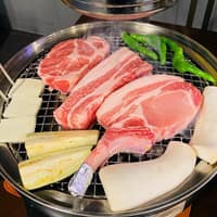 구오돼지 로고
