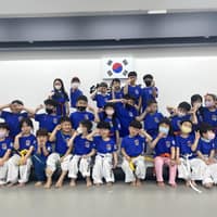 더바른태권도 로고