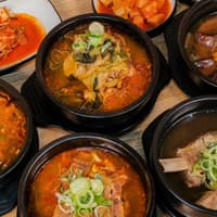서울뚝배기 로고