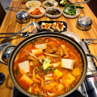 김선생포차&쌈밥 로고