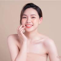 디예인피부샵 로고