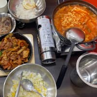 김치찌개 잘하는집 로고